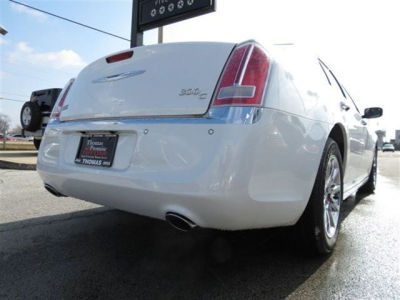2011 Chrysler 300C  Base