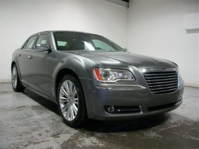 2011 Chrysler 300C  Base