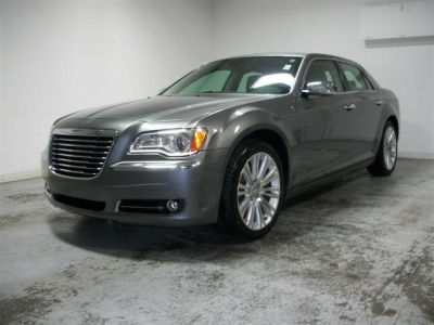 2011 Chrysler 300C  Base