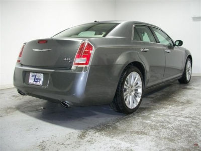 2011 Chrysler 300C  Base