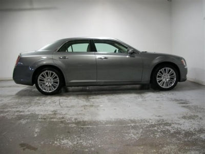 2011 Chrysler 300C  Base