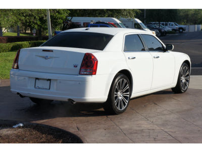 2010 Chrysler 300C  300S