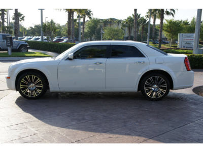 2010 Chrysler 300C  300S