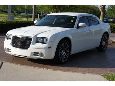 2010 Chrysler 300C  300S