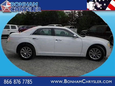 2011 Chrysler 300C  Base