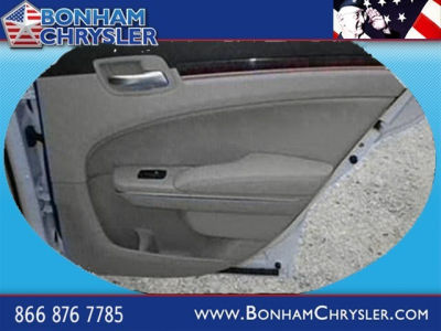 2011 Chrysler 300C  Base