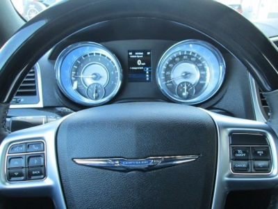 2012 Chrysler 300C  Base
