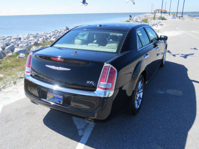 2012 Chrysler 300C  Base