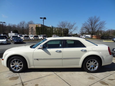 2010 Chrysler 300C