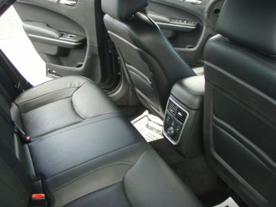 2012 Chrysler 300C  Luxury Series