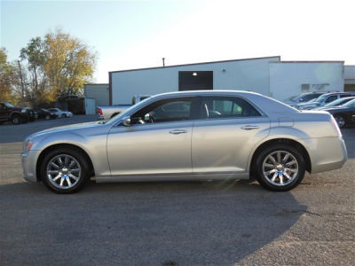 2012 Chrysler 300C  Base