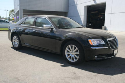 2013 Chrysler 300C  Base