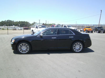 2011 Chrysler 300C  Base