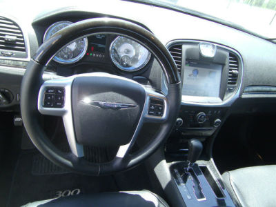 2011 Chrysler 300C  Base