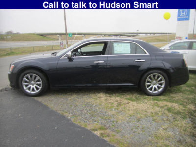 2012 Chrysler 300C  Base