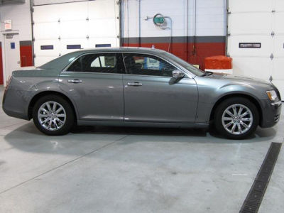 2012 Chrysler 300C  Base