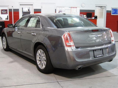 2012 Chrysler 300C  Base
