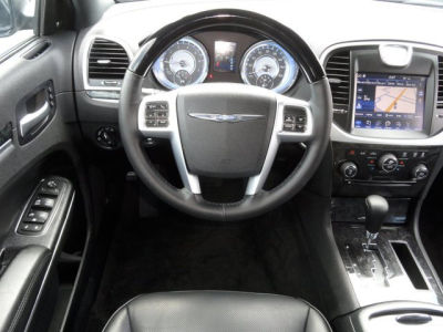 2012 Chrysler 300C