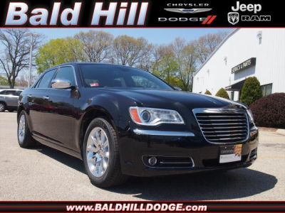 2011 Chrysler 300C  Base