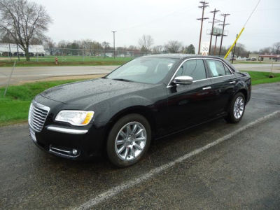 2012 Chrysler 300C  Base