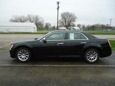 2012 Chrysler 300C  Base