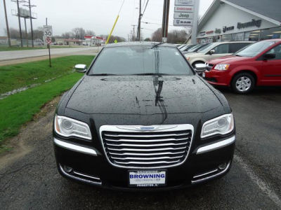 2012 Chrysler 300C  Base