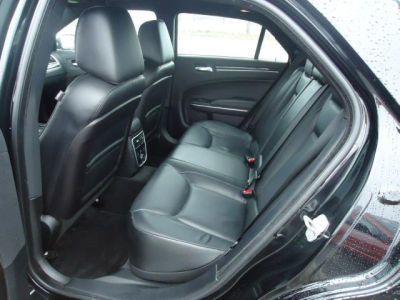 2012 Chrysler 300C  Base