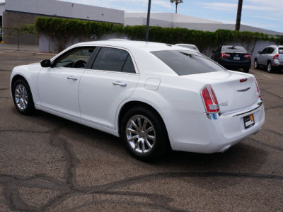 2011 Chrysler 300C  Base