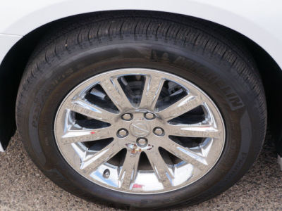 2011 Chrysler 300C  Base