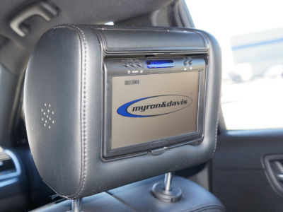 2012 Chrysler 300C  Base