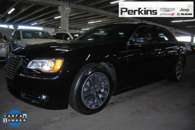 2012 Chrysler 300C  Base