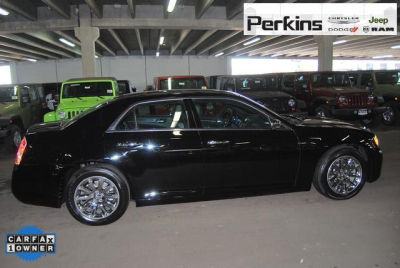 2012 Chrysler 300C  Base