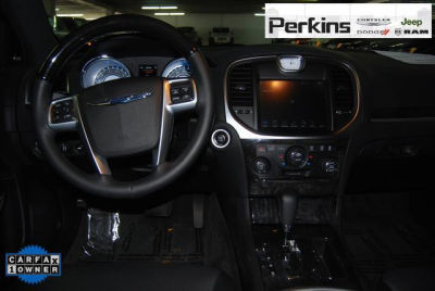 2012 Chrysler 300C  Base