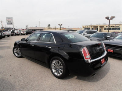 2012 Chrysler 300C  Base
