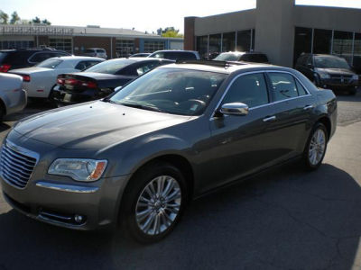 2011 Chrysler 300C  Base