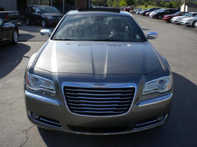 2011 Chrysler 300C  Base