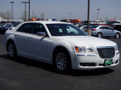2012 Chrysler 300C  Base