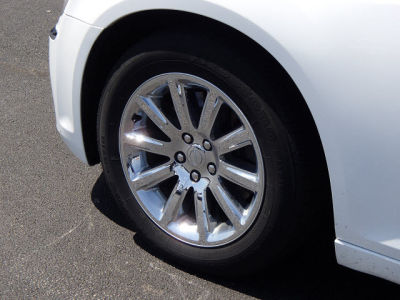 2012 Chrysler 300C  Base