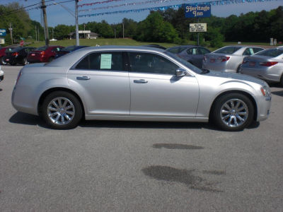 2012 Chrysler 300C  Base