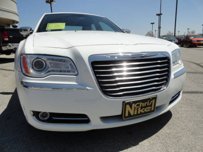 2012 Chrysler 300C  Base