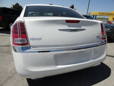 2012 Chrysler 300C  Base