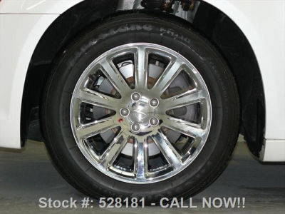 2011 Chrysler 300C  Base