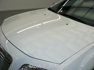 2012 Chrysler 300C  Base