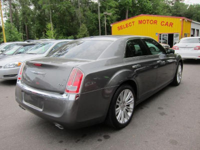 2011 Chrysler 300C  Base