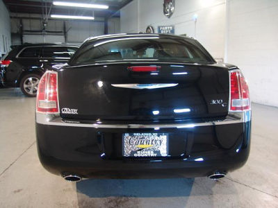 2012 Chrysler 300C  Base