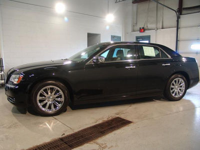 2012 Chrysler 300C  Base
