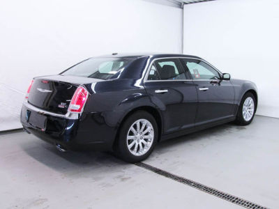 2012 Chrysler 300C  Base