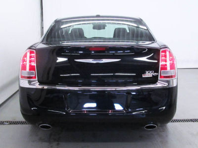 2012 Chrysler 300C  Base