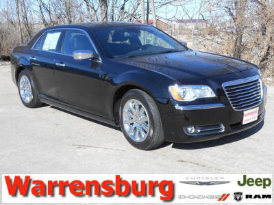 2012 Chrysler 300C  Base