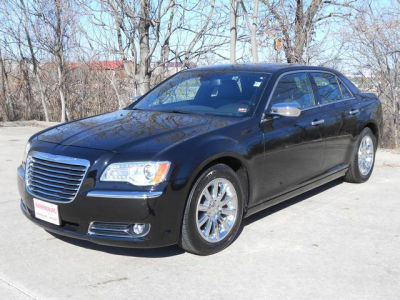 2012 Chrysler 300C  Base
